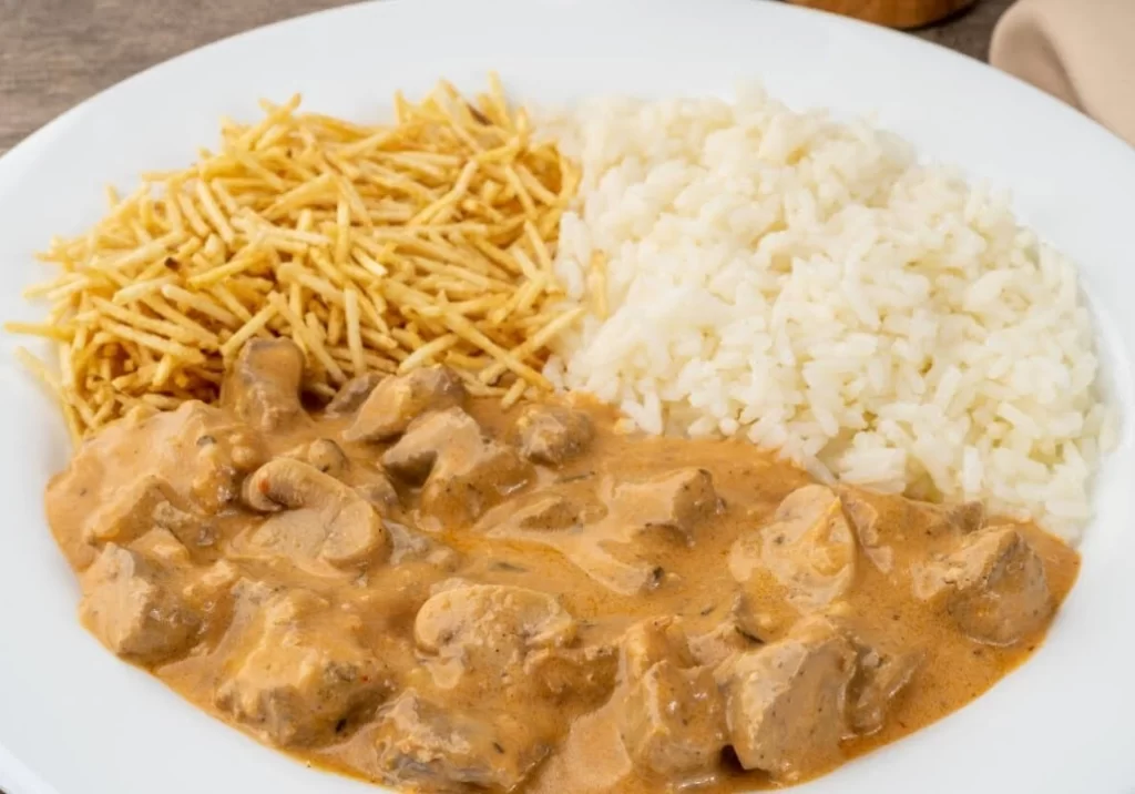 Strogonoff de frango