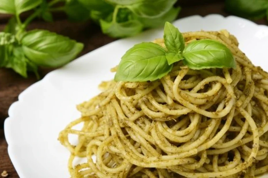 Receita Espaguete ao Molho Pesto prática, saborosa e nutritiva