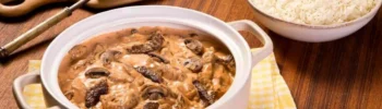 Receita de Strogonoff de Filé Mignon: clássico, cremoso e irresistível